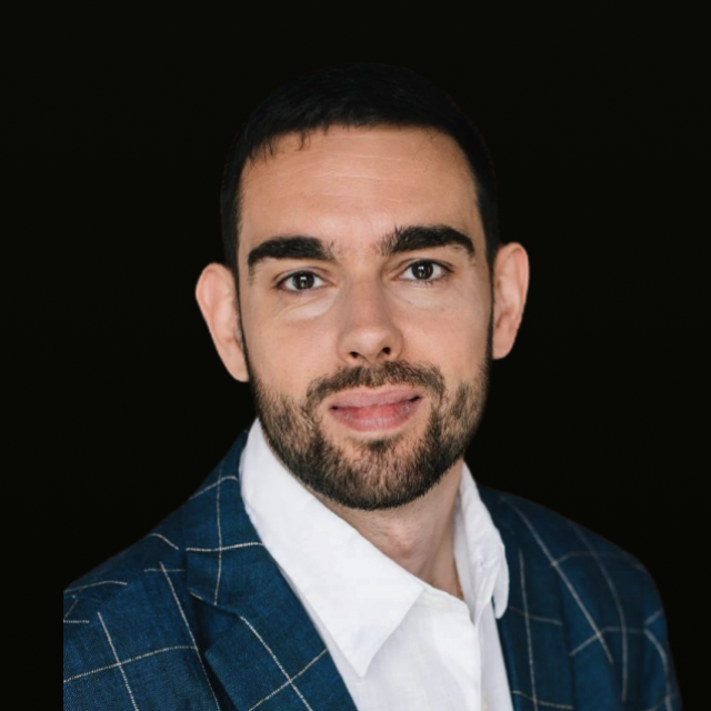 Виталий Веселов